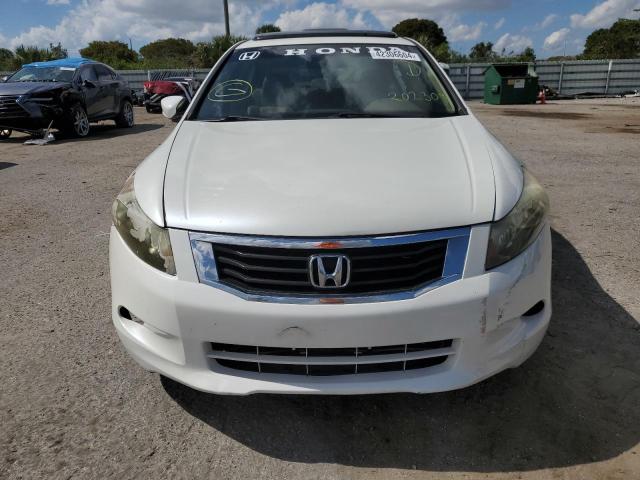 Photo 4 VIN: 1HGCP3F87AA004776 - HONDA ACCORD 