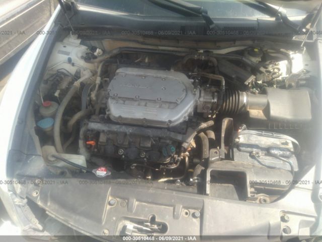 Photo 9 VIN: 1HGCP3F87AA007175 - HONDA ACCORD SDN 