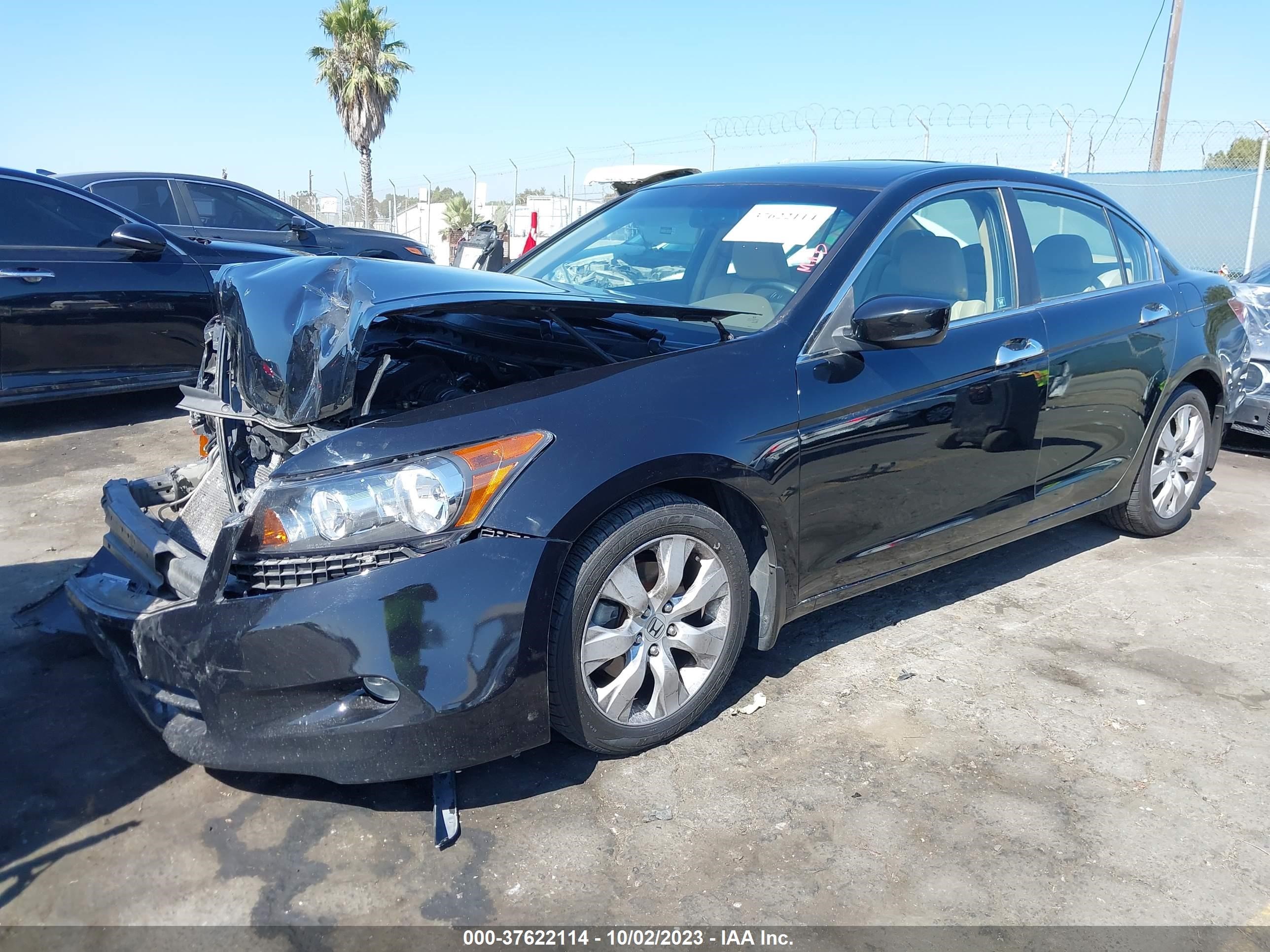 Photo 1 VIN: 1HGCP3F87AA016930 - HONDA ACCORD 