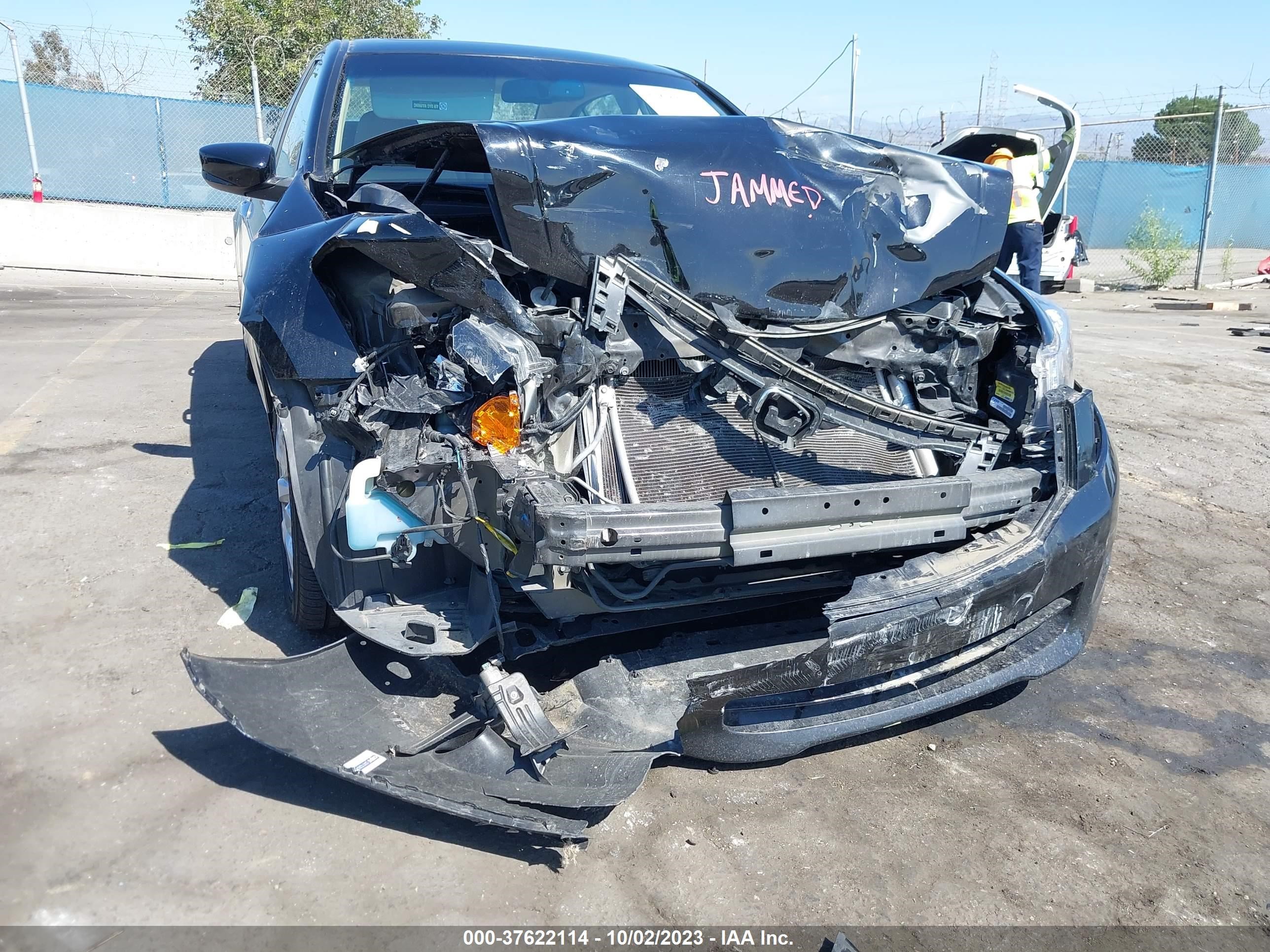 Photo 5 VIN: 1HGCP3F87AA016930 - HONDA ACCORD 