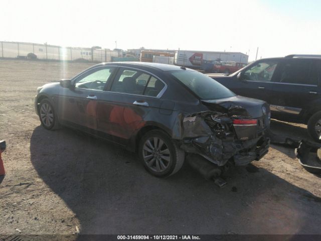 Photo 2 VIN: 1HGCP3F87BA000373 - HONDA ACCORD SDN 