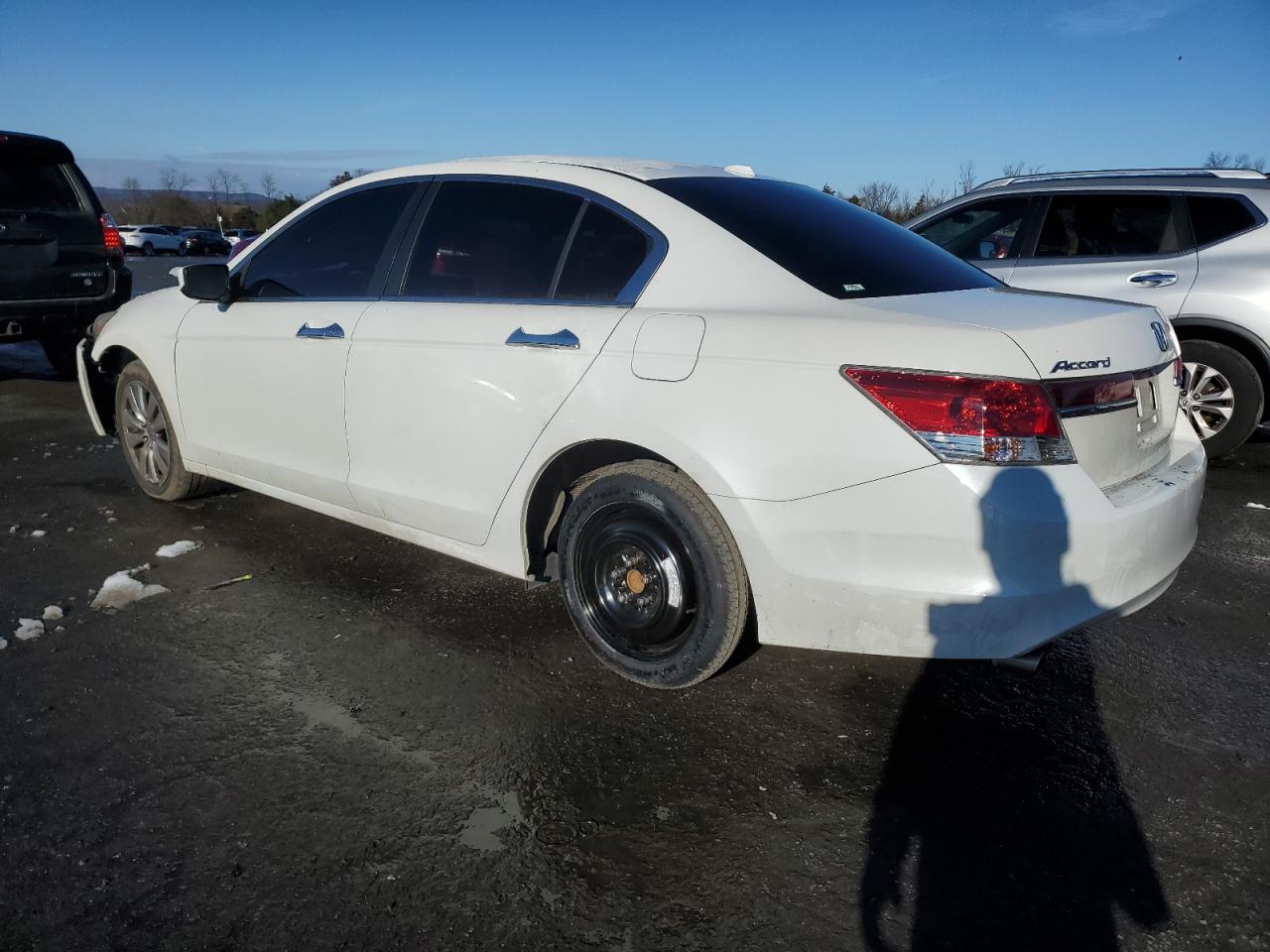 Photo 1 VIN: 1HGCP3F87BA028948 - HONDA ACCORD 