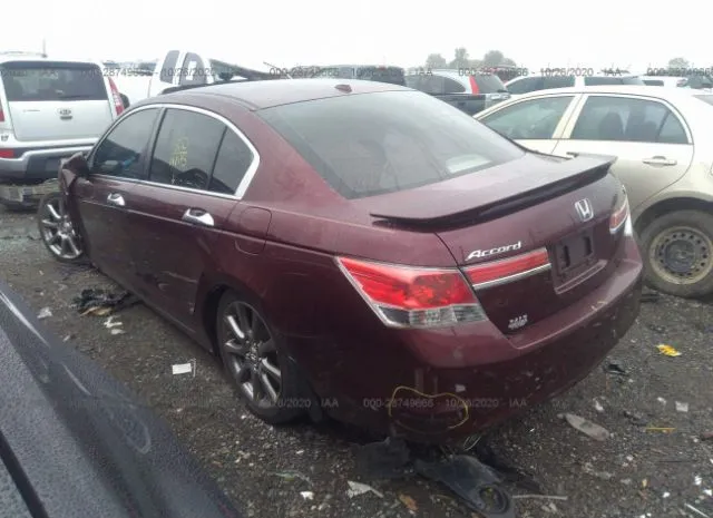 Photo 2 VIN: 1HGCP3F87CA010760 - HONDA ACCORD SDN 