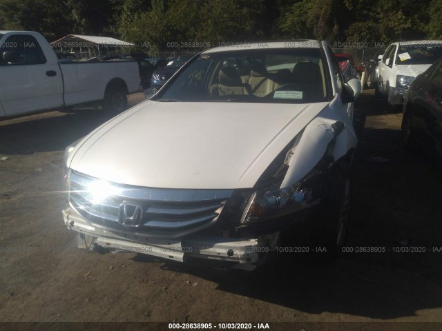 Photo 5 VIN: 1HGCP3F87CA018924 - HONDA ACCORD SDN 