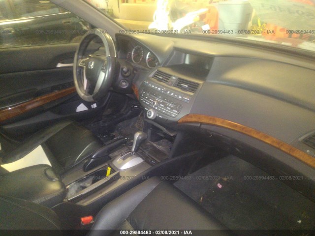 Photo 4 VIN: 1HGCP3F87CA025842 - HONDA ACCORD SDN 