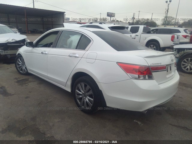 Photo 2 VIN: 1HGCP3F87CA025873 - HONDA ACCORD SDN 