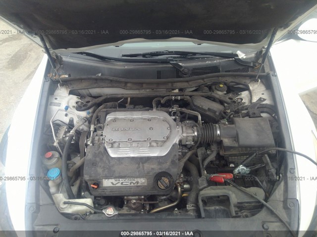 Photo 9 VIN: 1HGCP3F87CA025873 - HONDA ACCORD SDN 