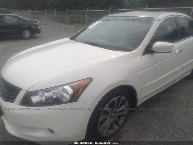 Photo 5 VIN: 1HGCP3F88AA002048 - HONDA ACCORD SDN 