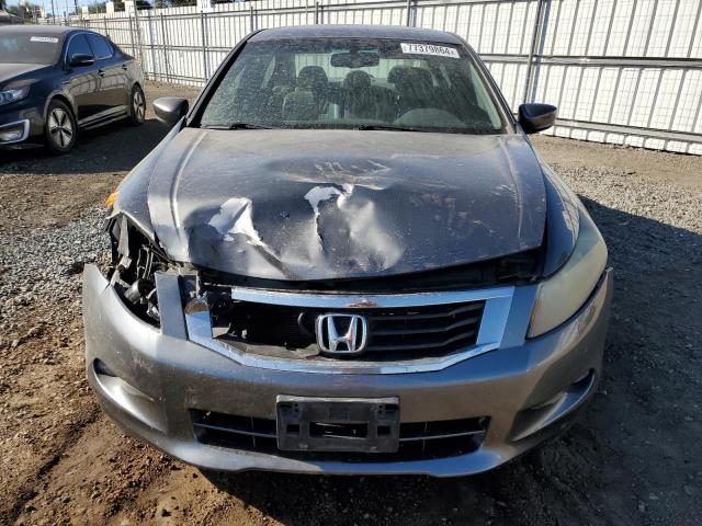 Photo 4 VIN: 1HGCP3F88AA013891 - HONDA ACCORD EXL 