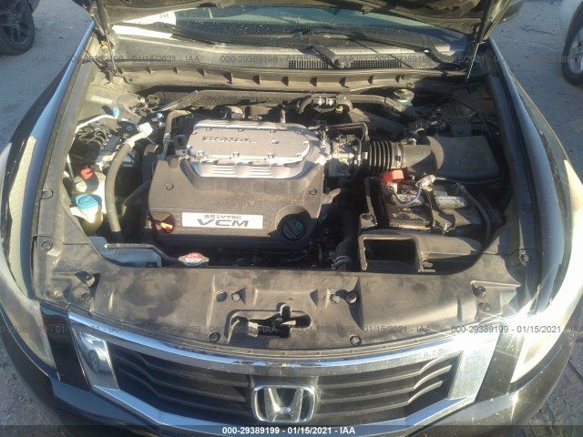 Photo 9 VIN: 1HGCP3F88AA027757 - HONDA ACCORD SDN 