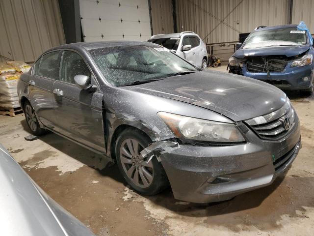 Photo 3 VIN: 1HGCP3F88BA003203 - HONDA ACCORD 