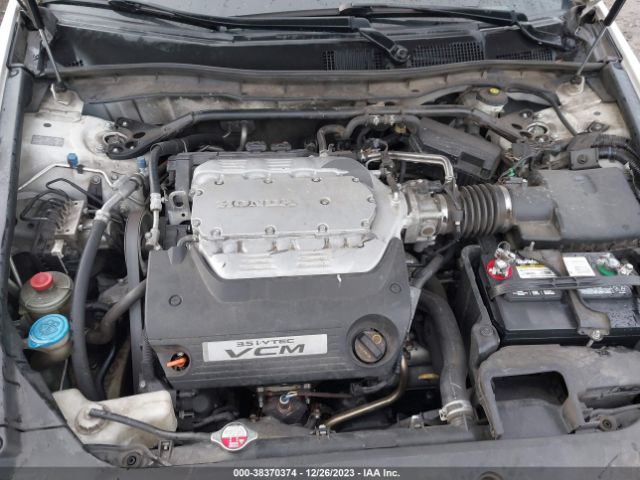 Photo 9 VIN: 1HGCP3F88BA007512 - HONDA ACCORD 