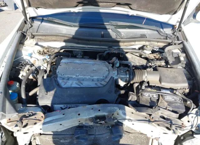 Photo 9 VIN: 1HGCP3F88BA024200 - HONDA ACCORD 