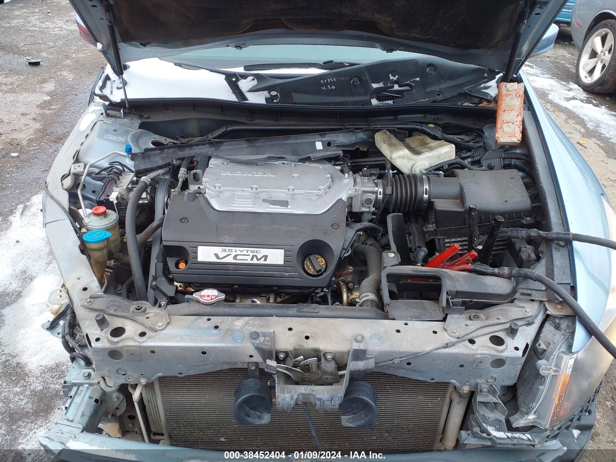 Photo 9 VIN: 1HGCP3F88BA027095 - HONDA ACCORD 