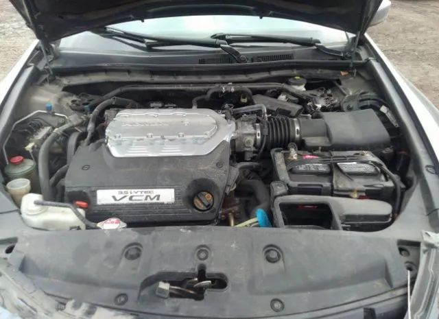 Photo 9 VIN: 1HGCP3F88CA011156 - HONDA ACCORD SDN 