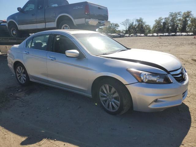 Photo 3 VIN: 1HGCP3F88CA015157 - HONDA ACCORD EXL 