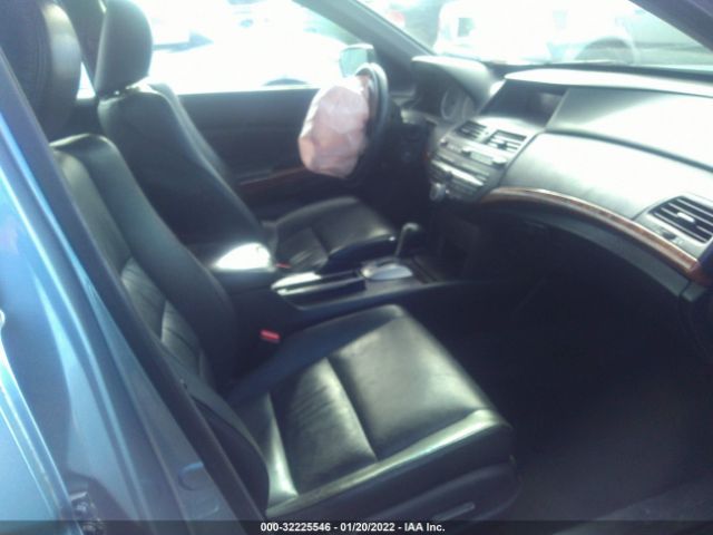 Photo 4 VIN: 1HGCP3F88CA015675 - HONDA ACCORD SDN 