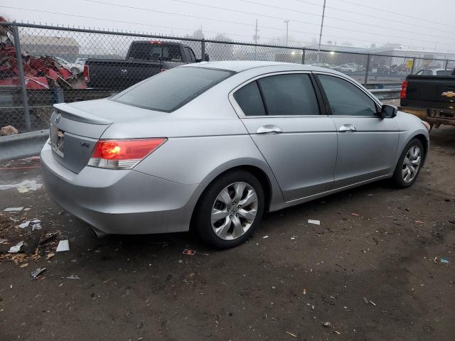 Photo 2 VIN: 1HGCP3F89AA000518 - HONDA ACCORD 