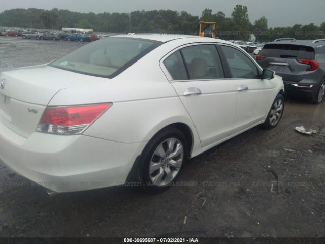 Photo 3 VIN: 1HGCP3F89AA017903 - HONDA ACCORD SDN 