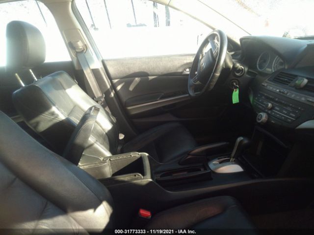 Photo 4 VIN: 1HGCP3F89AA019845 - HONDA ACCORD SDN 