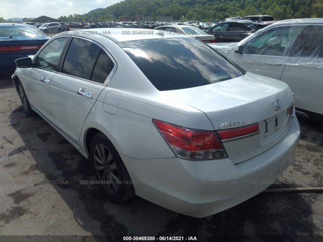 Photo 2 VIN: 1HGCP3F89BA004781 - HONDA ACCORD SDN 