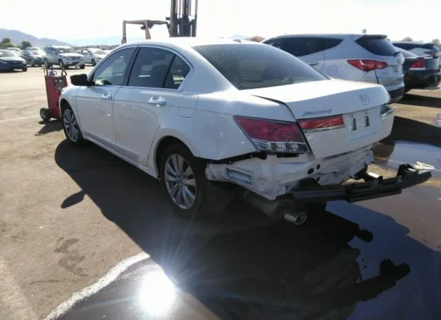 Photo 2 VIN: 1HGCP3F89BA005056 - HONDA ACCORD SDN 