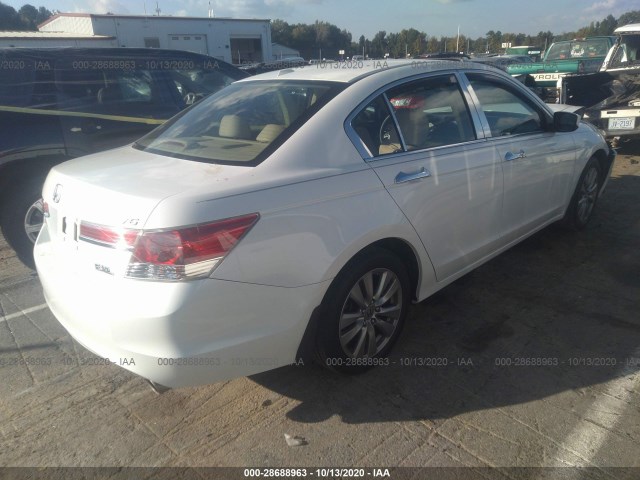 Photo 3 VIN: 1HGCP3F89CA010873 - HONDA ACCORD SDN 