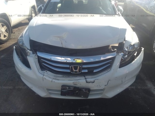 Photo 5 VIN: 1HGCP3F89CA010873 - HONDA ACCORD SDN 