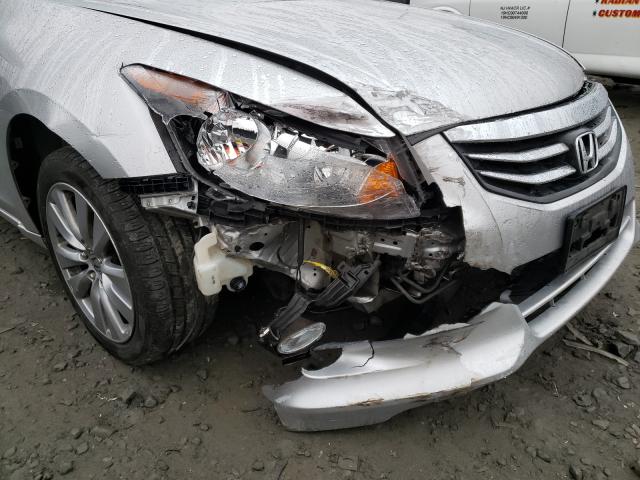 Photo 8 VIN: 1HGCP3F89CA025759 - HONDA ACCORD EXL 