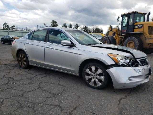 Photo 3 VIN: 1HGCP3F8XAA003704 - HONDA ACCORD 