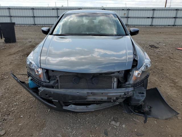 Photo 4 VIN: 1HGCP3F8XAA005212 - HONDA ACCORD 