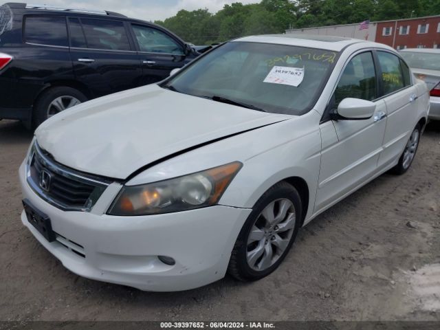 Photo 1 VIN: 1HGCP3F8XAA013200 - HONDA ACCORD 