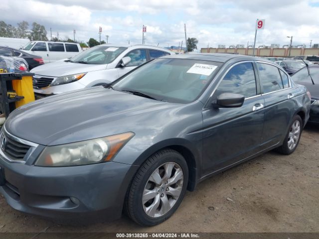 Photo 1 VIN: 1HGCP3F8XAA028084 - HONDA ACCORD 