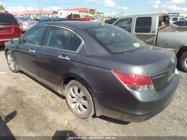 Photo 2 VIN: 1HGCP3F8XAA032085 - HONDA ACCORD SDN 