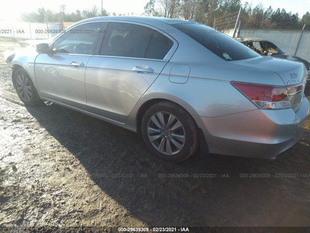 Photo 2 VIN: 1HGCP3F8XBA010492 - HONDA ACCORD SDN 