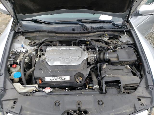 Photo 6 VIN: 1HGCP3F8XBA015739 - HONDA ACCORD EXL 