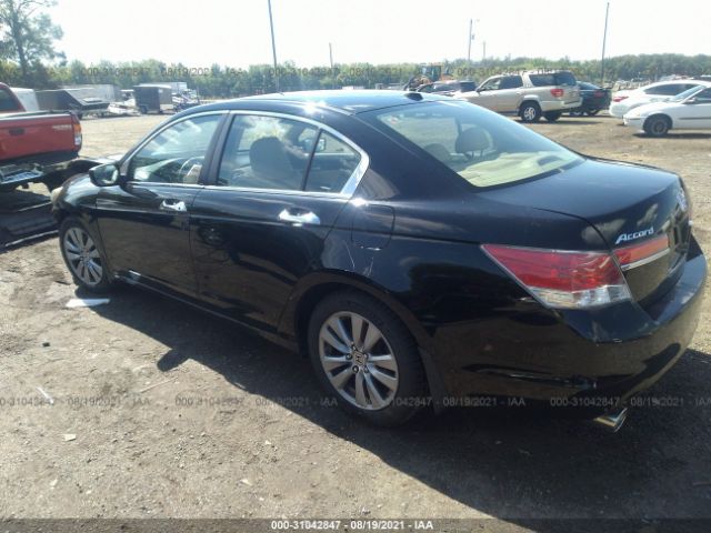 Photo 2 VIN: 1HGCP3F8XBA019094 - HONDA ACCORD SDN 