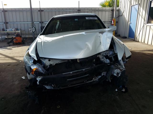 Photo 6 VIN: 1HGCP3F8XCA001549 - HONDA ACCORD EXL 