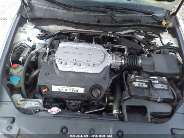 Photo 9 VIN: 1HGCP3F8XCA002202 - HONDA ACCORD SDN 