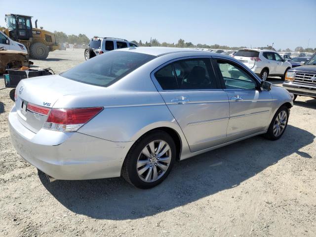 Photo 2 VIN: 1HGCP3F8XCA016472 - HONDA ACCORD EXL 