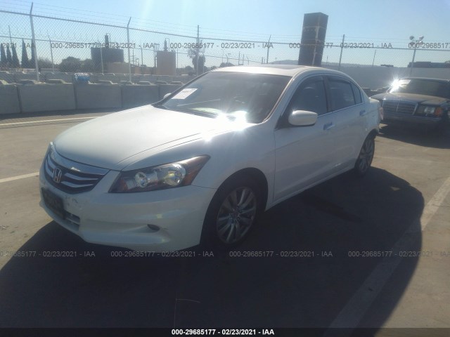 Photo 1 VIN: 1HGCP3F8XCA019579 - HONDA ACCORD SDN 