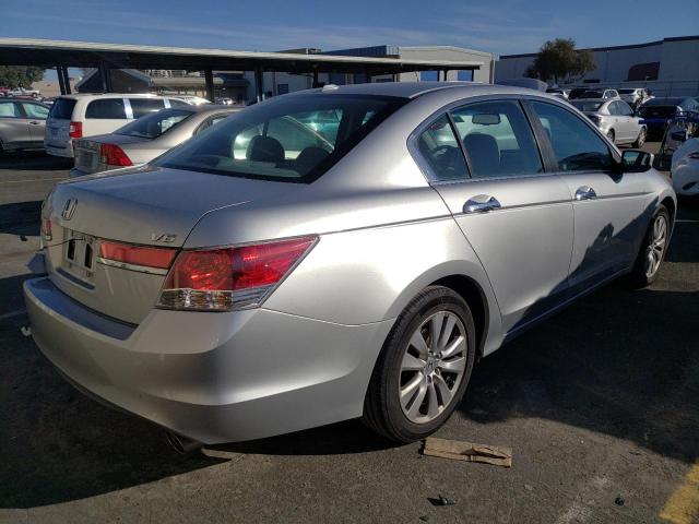 Photo 2 VIN: 1HGCP3F8XCA025236 - HONDA ACCORD 