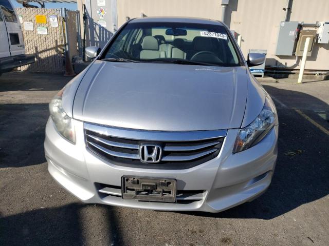 Photo 4 VIN: 1HGCP3F8XCA025236 - HONDA ACCORD 