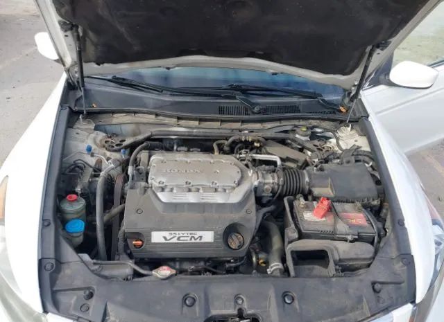 Photo 9 VIN: 1HGCP3F8XCA042473 - HONDA ACCORD SDN 