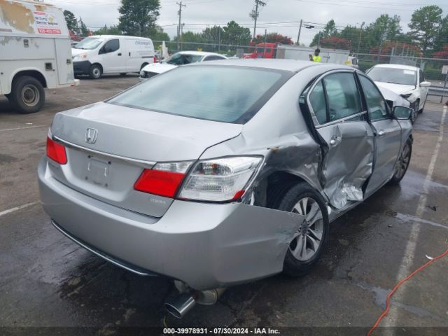 Photo 3 VIN: 1HGCR2E33FA063194 - HONDA ACCORD 