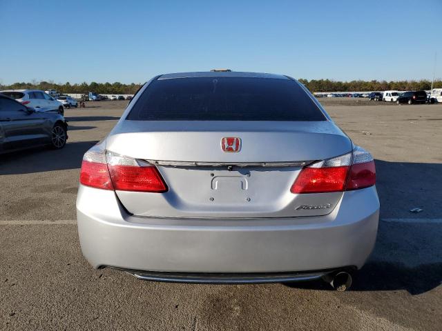 Photo 5 VIN: 1HGCR2E38DA149971 - HONDA ACCORD LX 