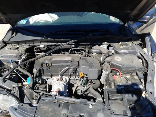 Photo 6 VIN: 1HGCR2E3XDA116647 - HONDA ACCORD LX 