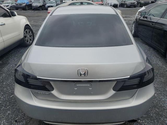 Photo 4 VIN: 1HGCR2E3XFA201734 - HONDA ACCORD 