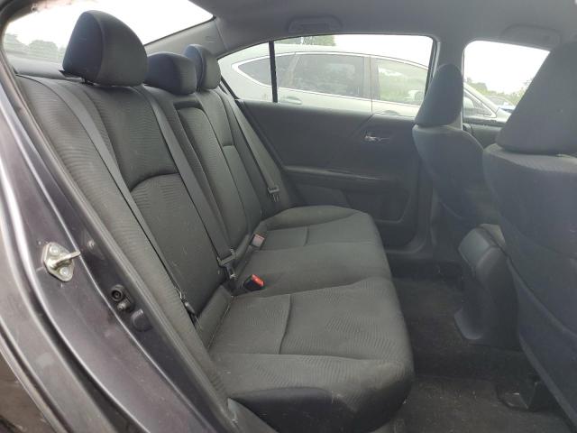 Photo 9 VIN: 1HGCR2E3XHA186929 - HONDA ACCORD LX 