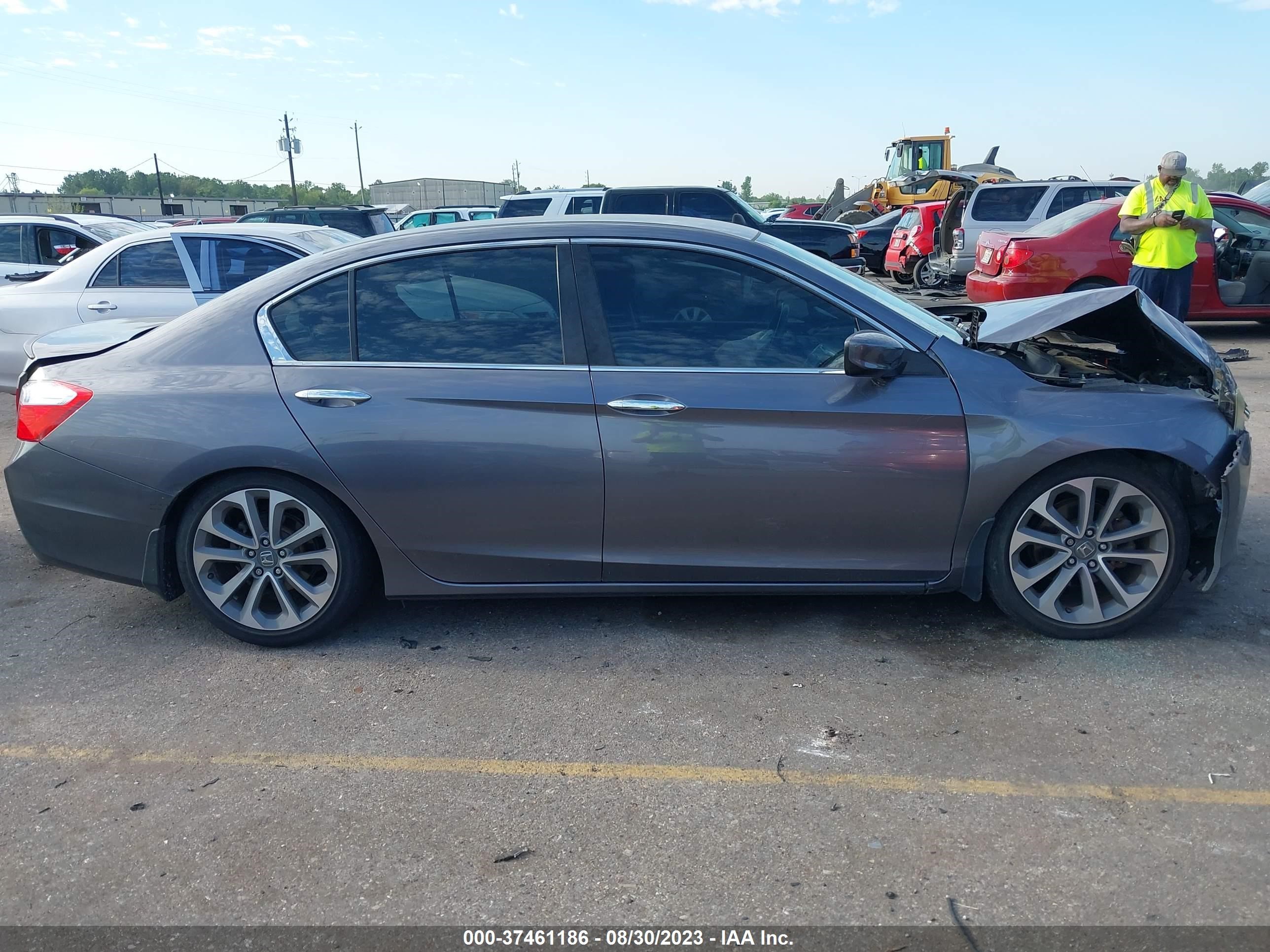 Photo 12 VIN: 1HGCR2E52EA080438 - HONDA ACCORD 